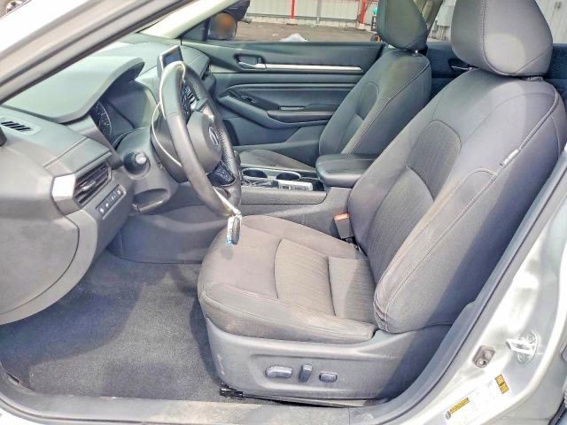 Car Image 2021 NISSAN ALTIMA