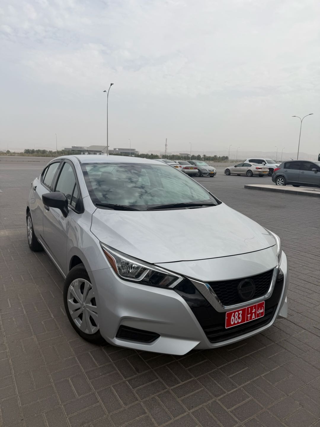 NISSAN VERSA 2022