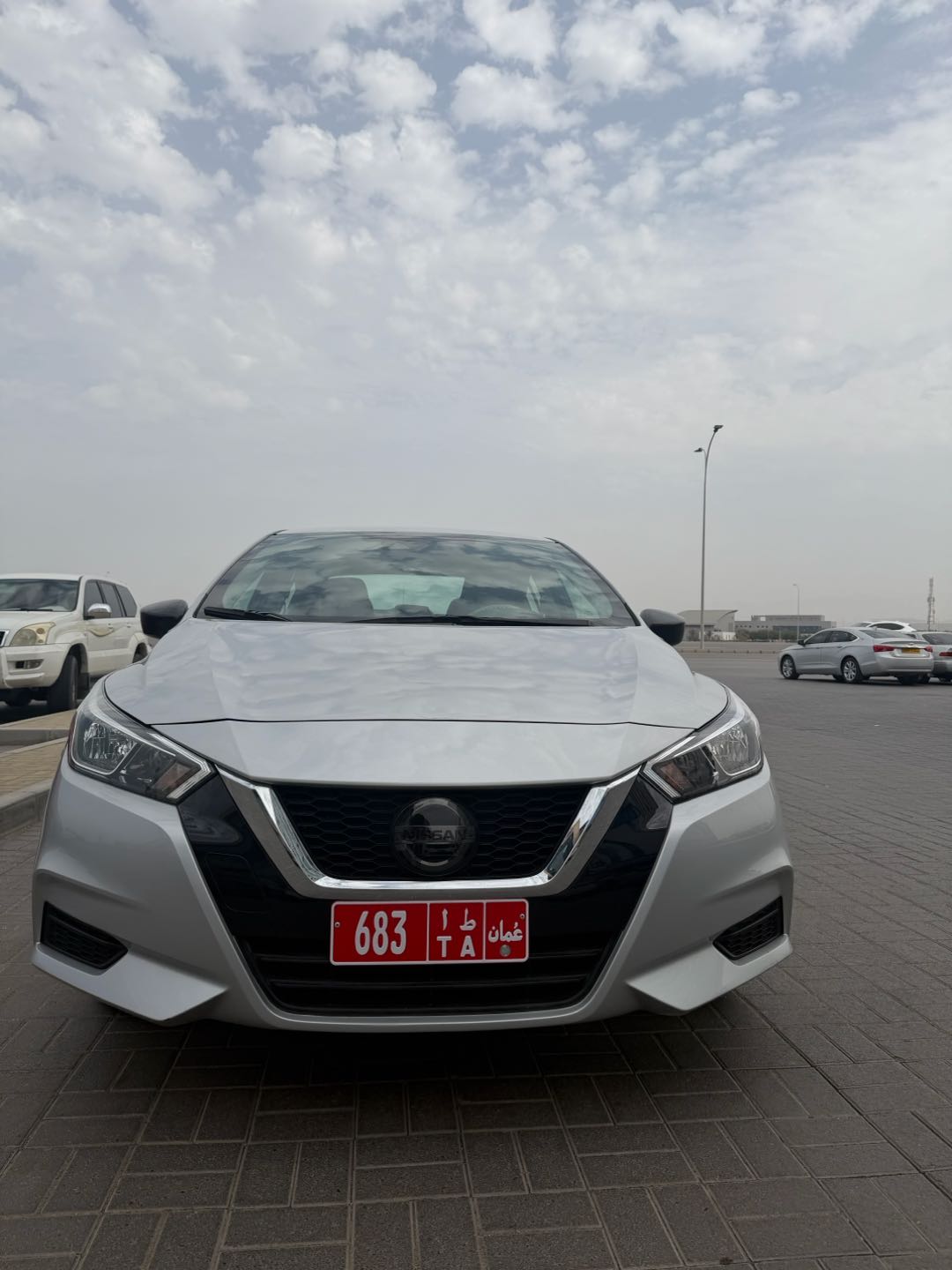 NISSAN VERSA 2022