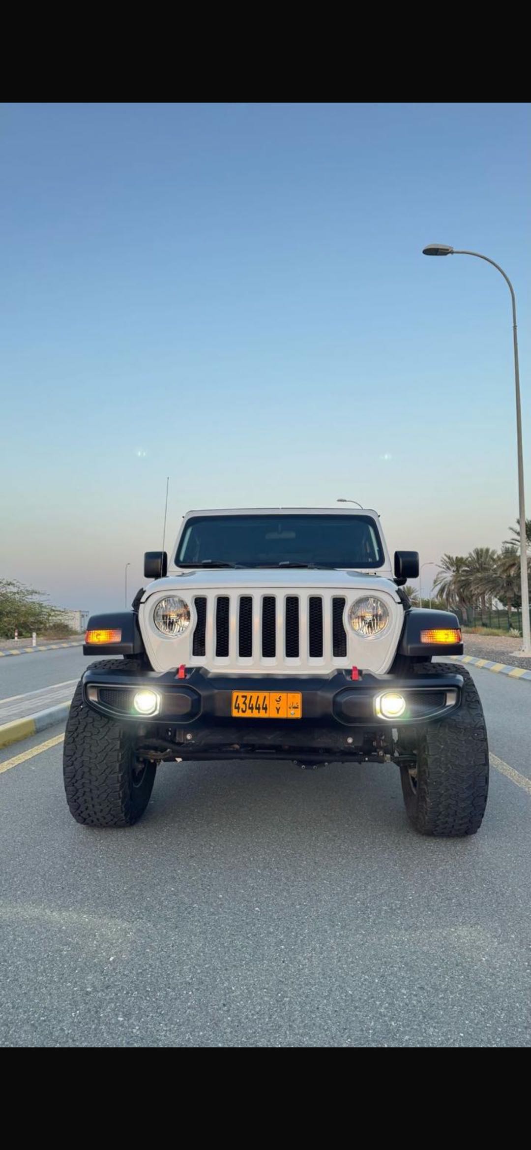 Car Image 2019 JEEP WRANGLER Sport