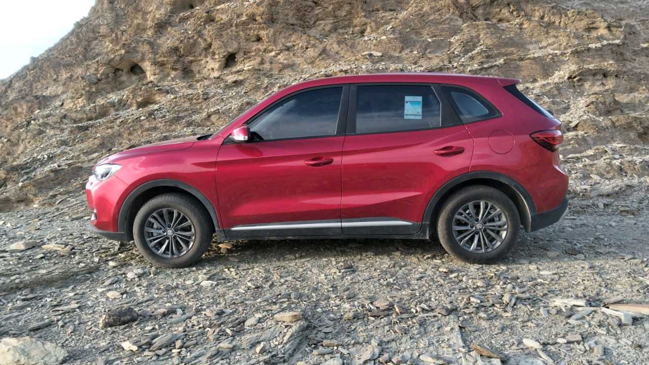 أم جي ZS 2027