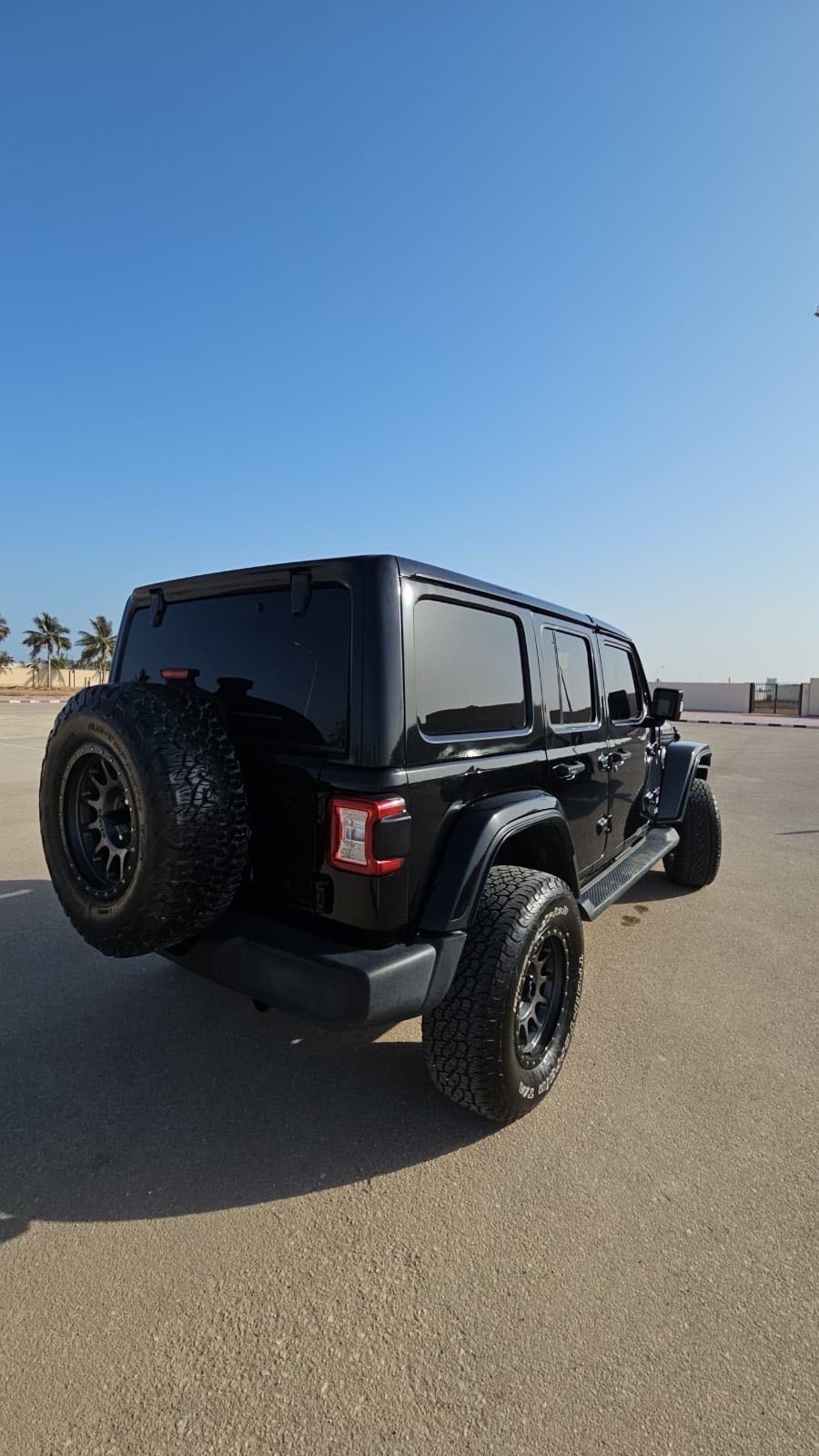 Car Image 2018 JEEP WRANGLER Unlimited