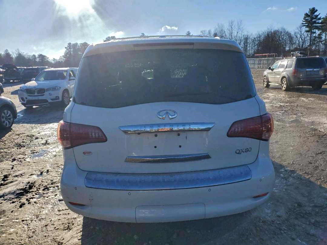 Car Image 2017 INFINITI QX80