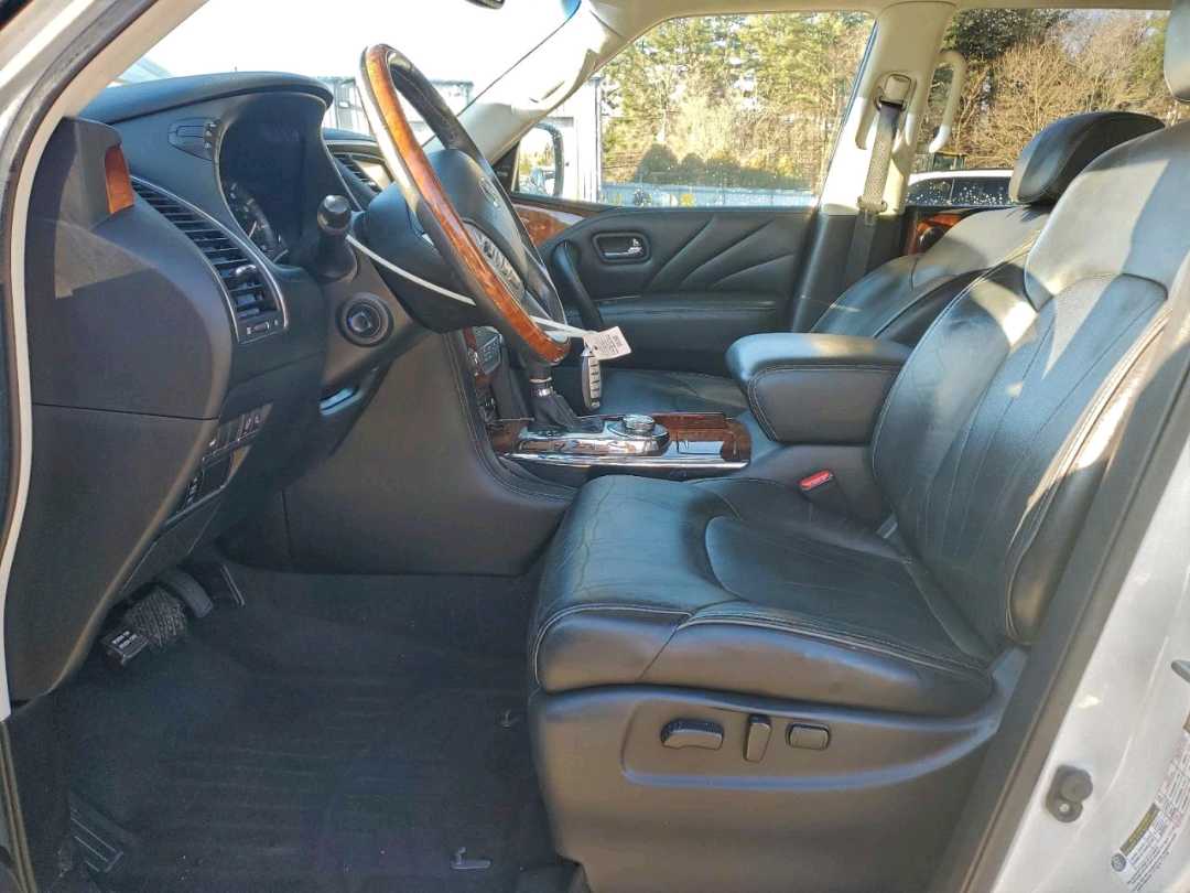 Car Image 2017 INFINITI QX80