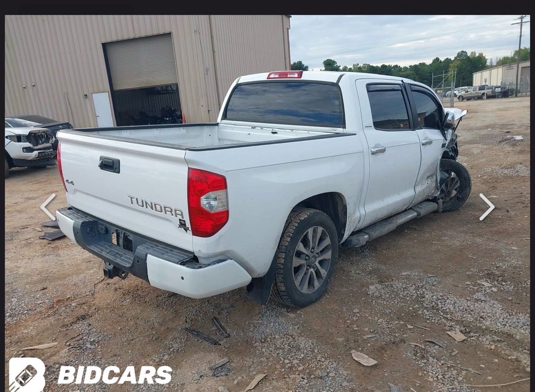Car Image 2018 TOYOTA TUNDRA