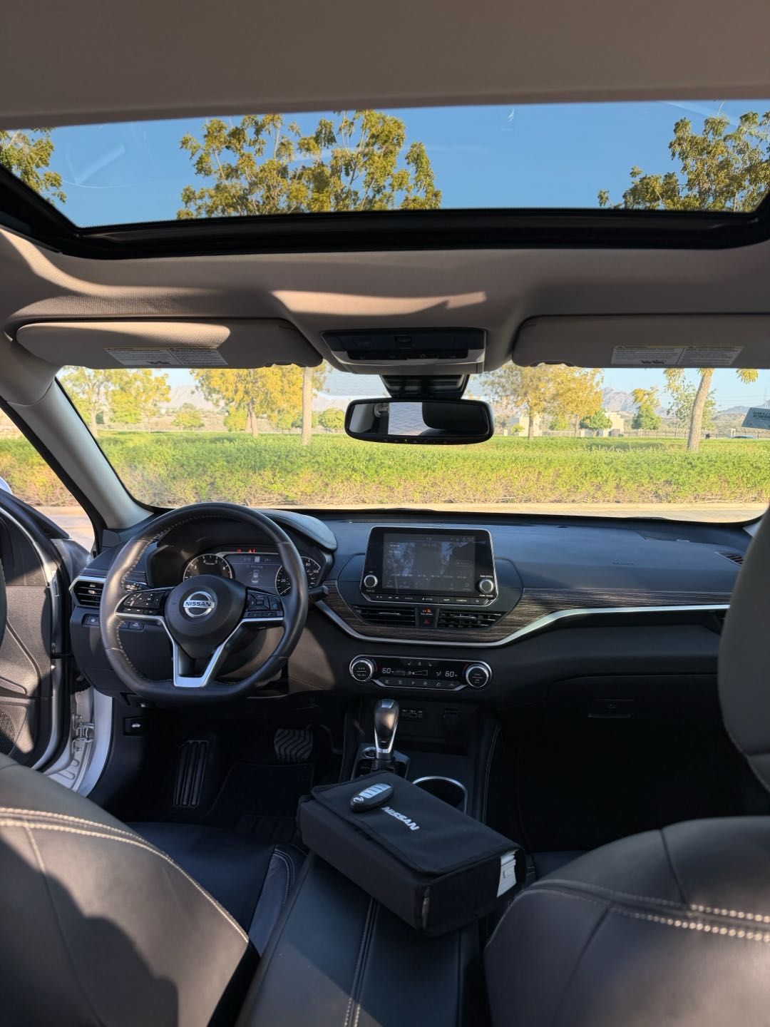 Car Image 2019 NISSAN ALTIMA SL