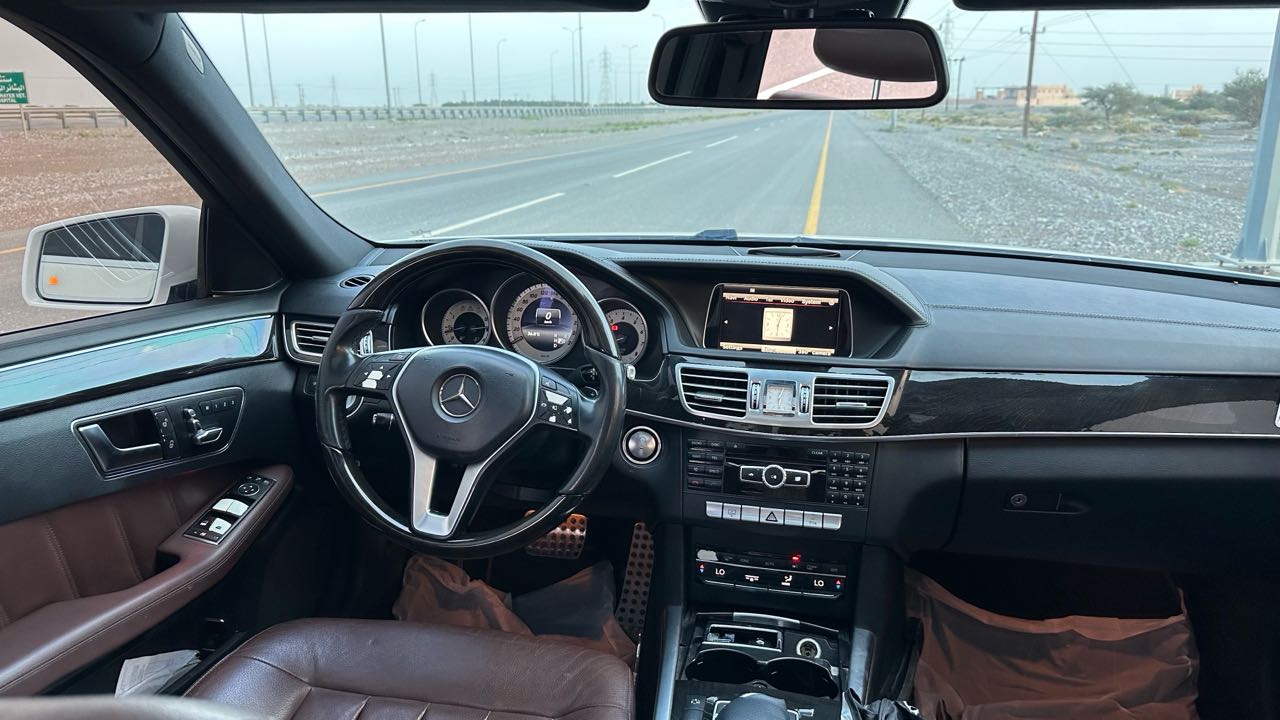 Car Image 2014 MERCEDES E Class 300