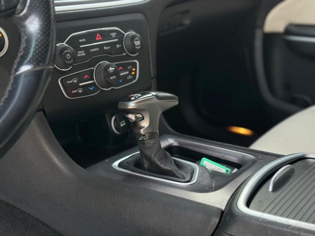 Car Image 2019 DODGE CHARGER SCAT PACK