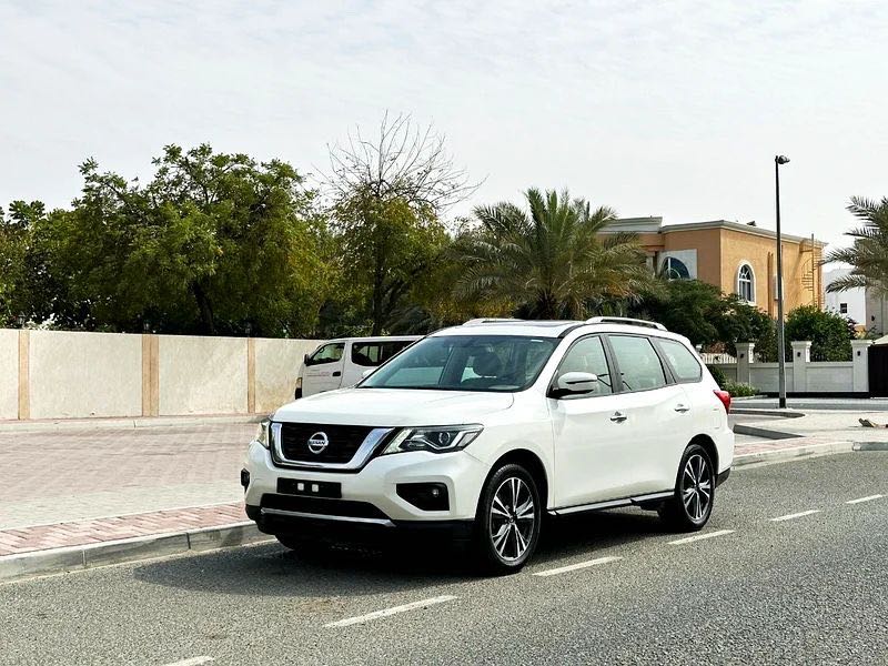 Car Image 2020 NISSAN PATHFINDER SV