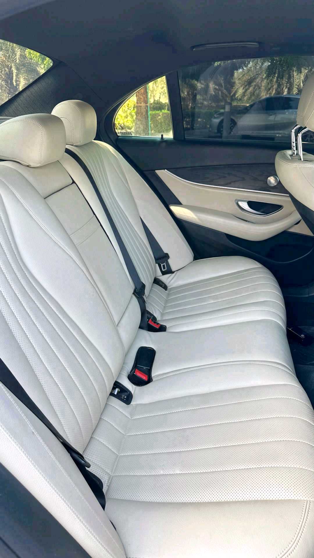 Car Image 2017 MERCEDES E Class 300