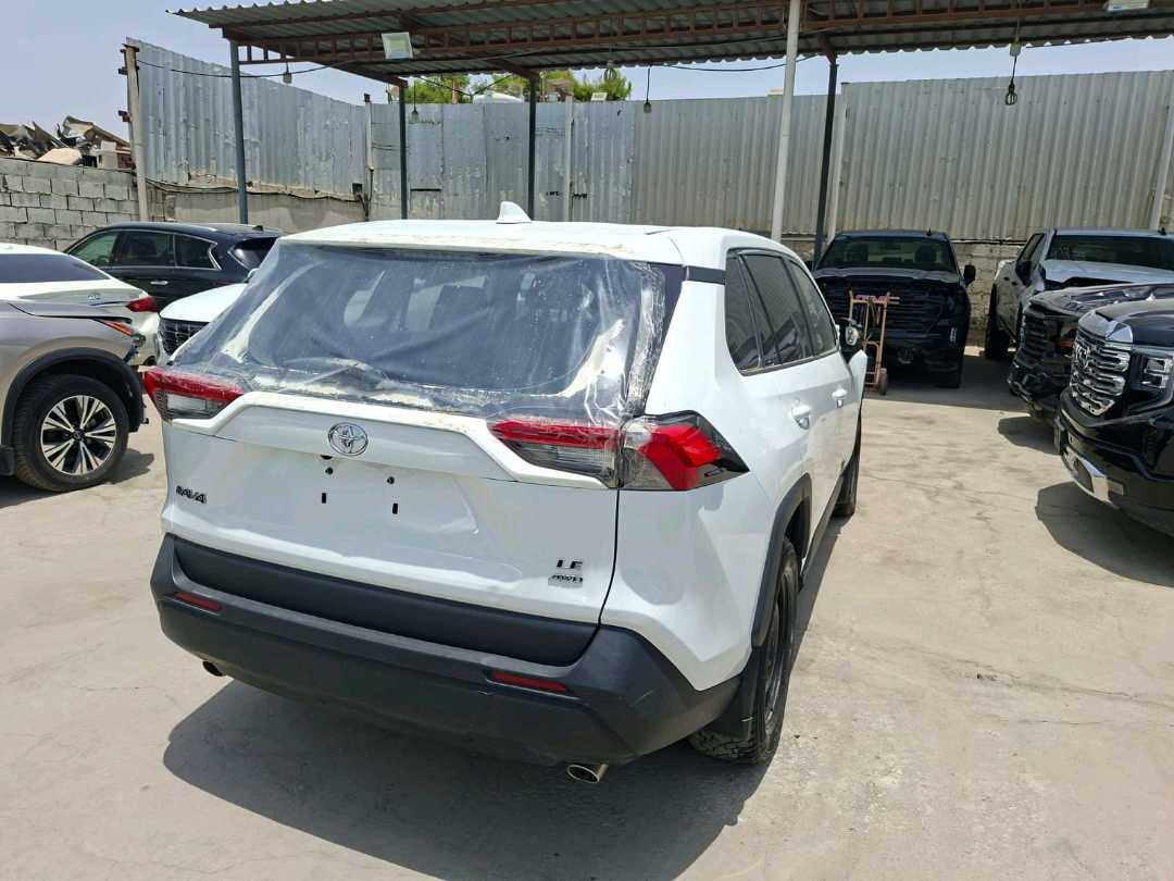 Car Image 2024 TOYOTA RAV4