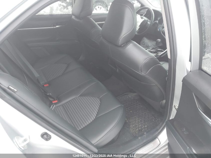 Car Image 2021 TOYOTA CAMRY