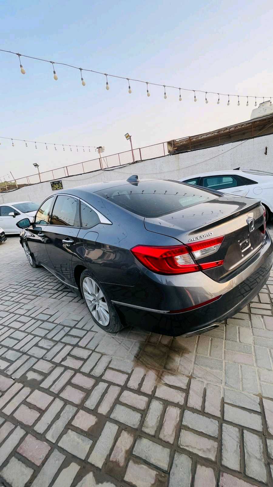 Car Image 2019 HONDA ACCORD