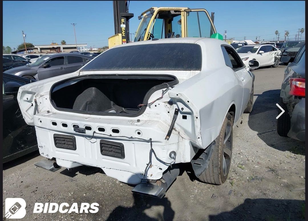 Car Image 2019 DODGE CHALLENGER