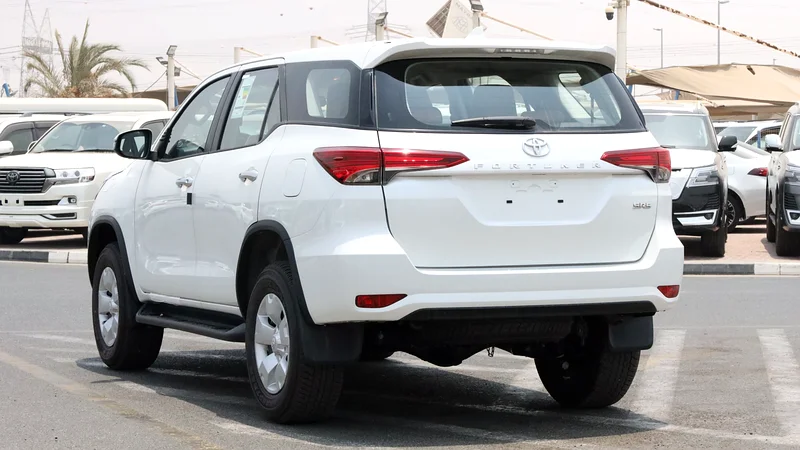 Car Image 2025 TOYOTA FORTUNER 