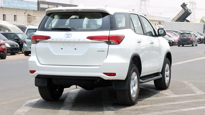 Car Image 2025 TOYOTA FORTUNER 