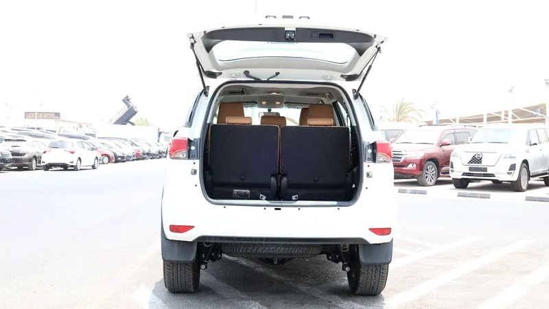 Car Image 2025 TOYOTA FORTUNER 