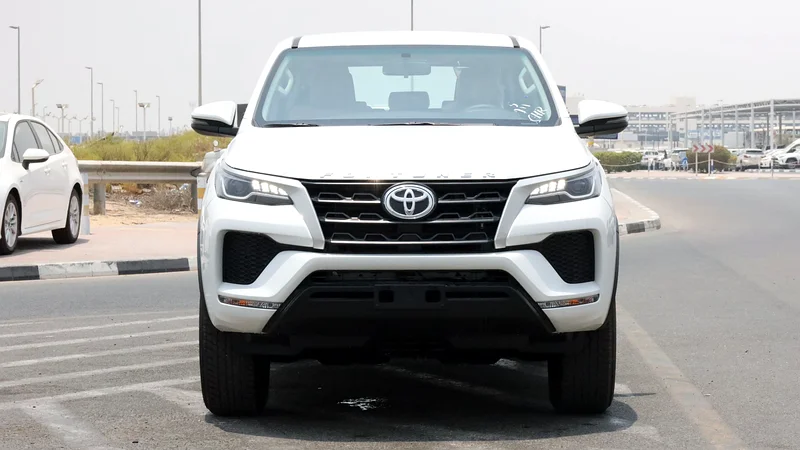 Car Image 2025 TOYOTA FORTUNER 