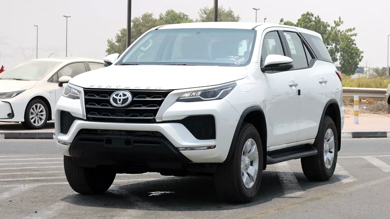 Car Image 2025 TOYOTA FORTUNER 