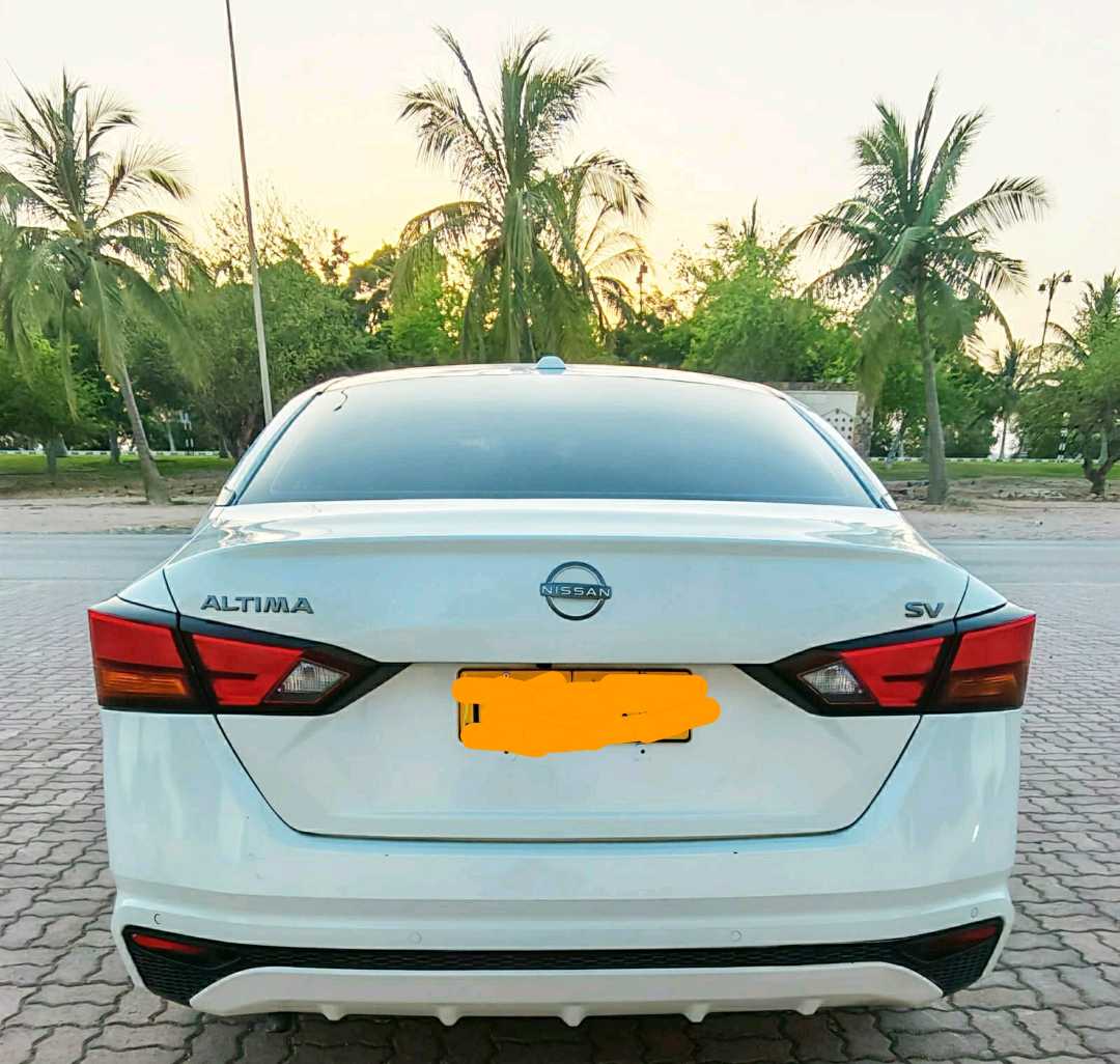 Car Image 2023 NISSAN ALTIMA SV