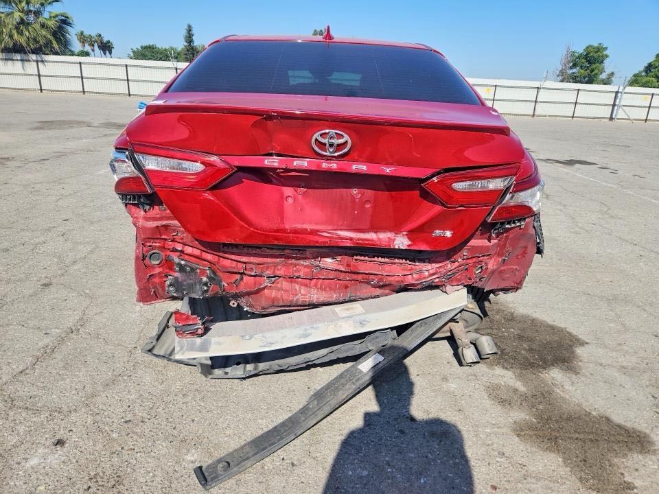 Car Image 2019 TOYOTA CAMRY