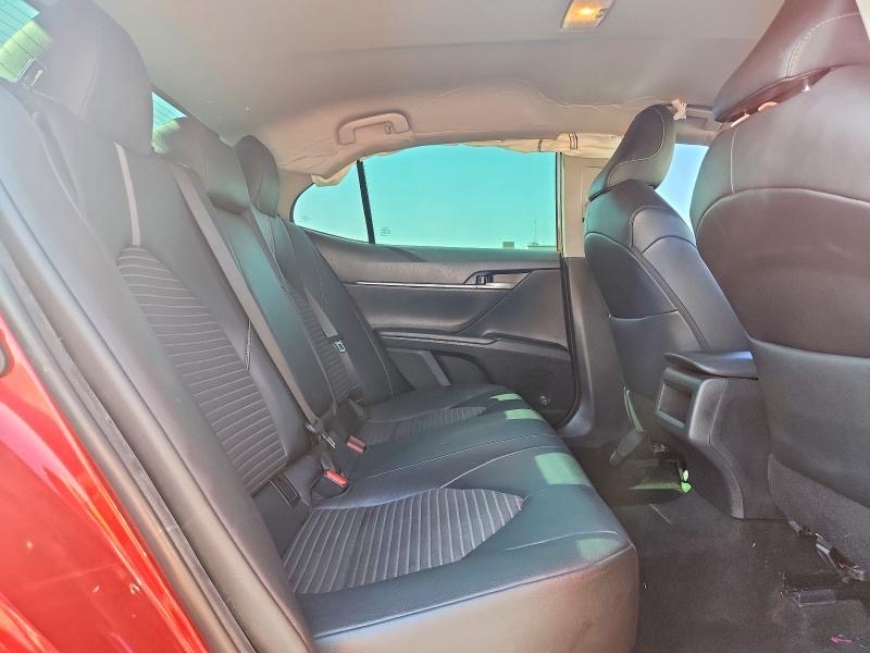 Car Image 2019 TOYOTA CAMRY