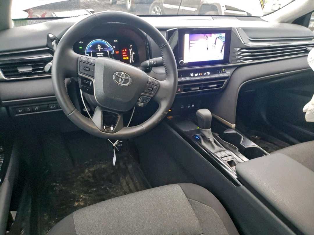 Car Image 2025 TOYOTA CAMRY