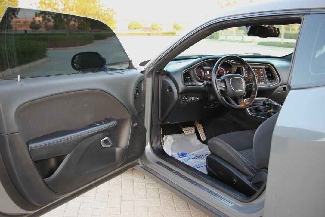 Car Image 2019 DODGE CHALLENGER R/T