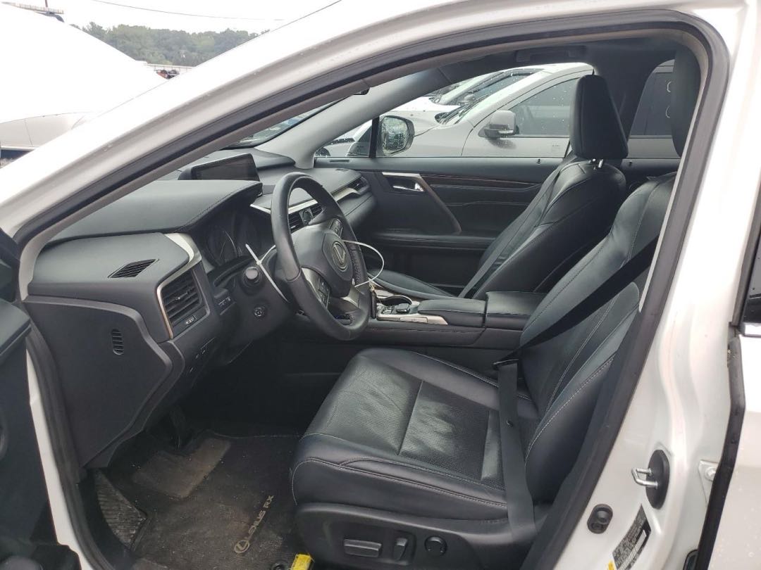 Car Image 2019 LEXUS RX