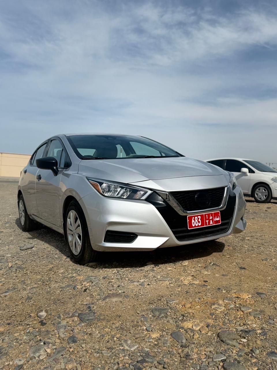NISSAN VERSA 2023