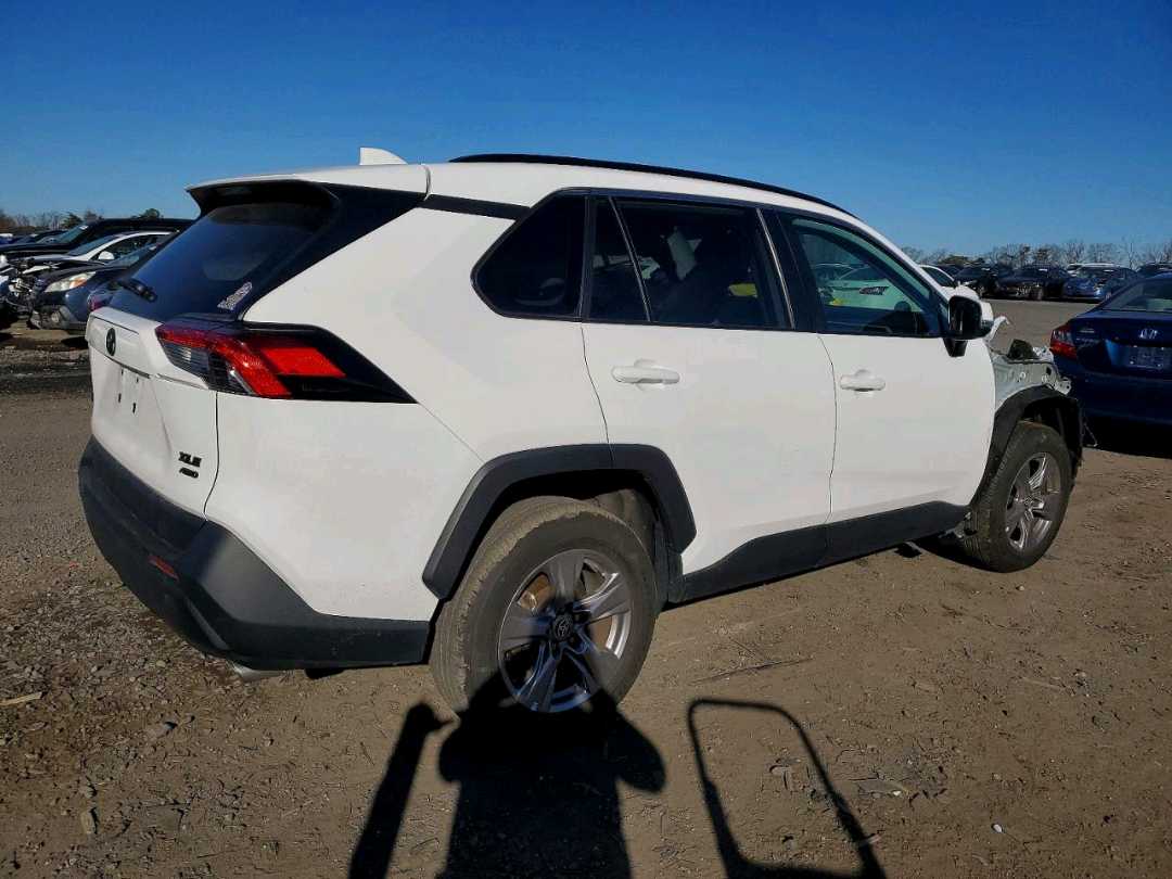 Car Image 2023 TOYOTA RAV4