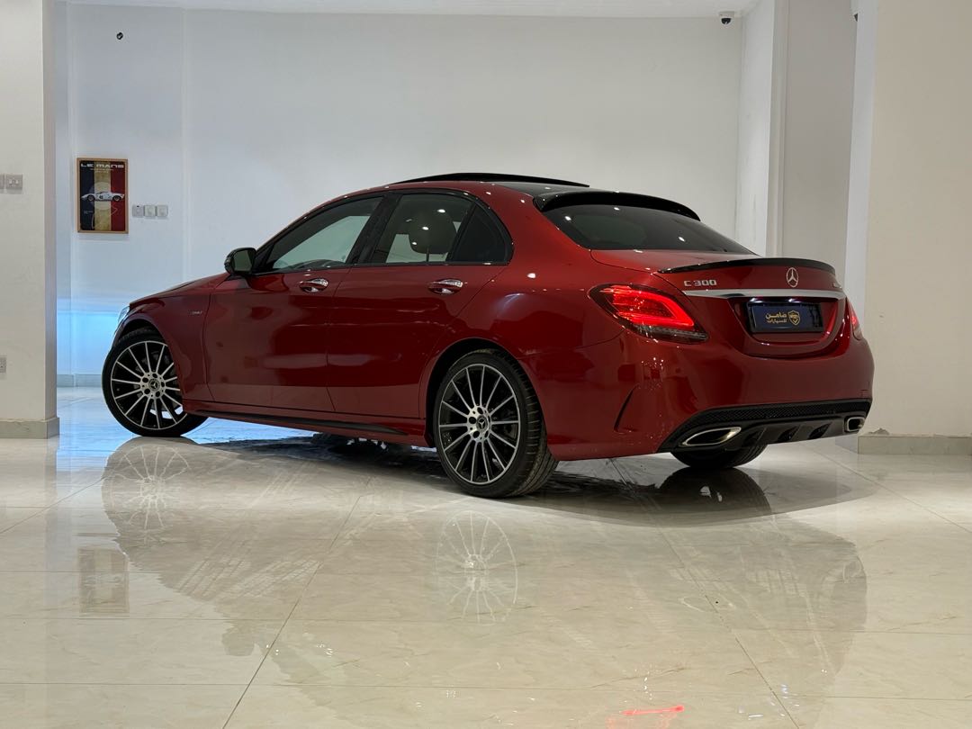 Car Image 2018 MERCEDES C Class 300