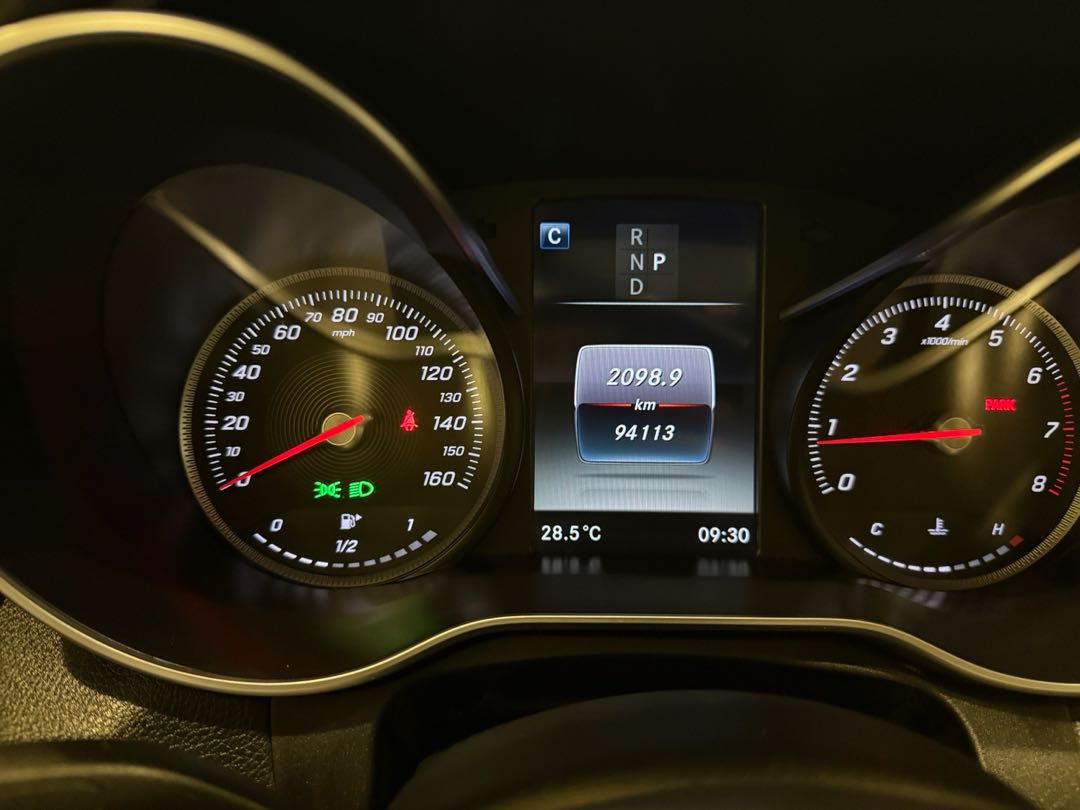 Car Image 2018 MERCEDES C Class 300