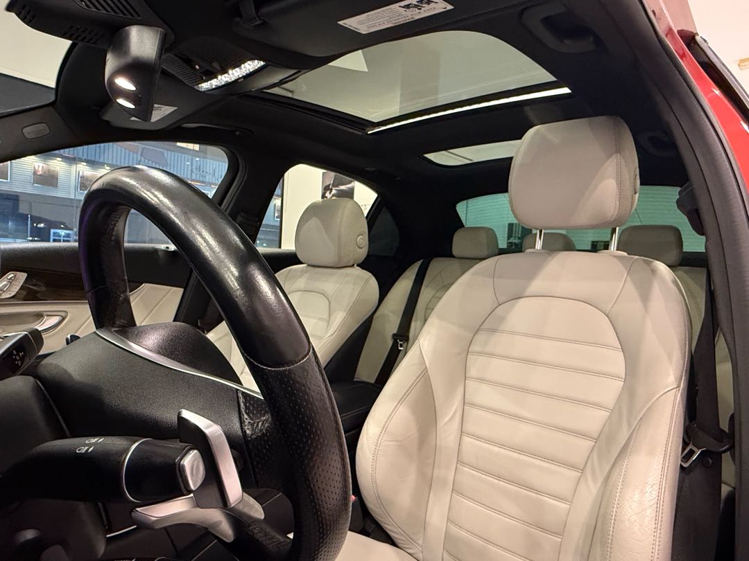 Car Image 2018 MERCEDES C Class 300