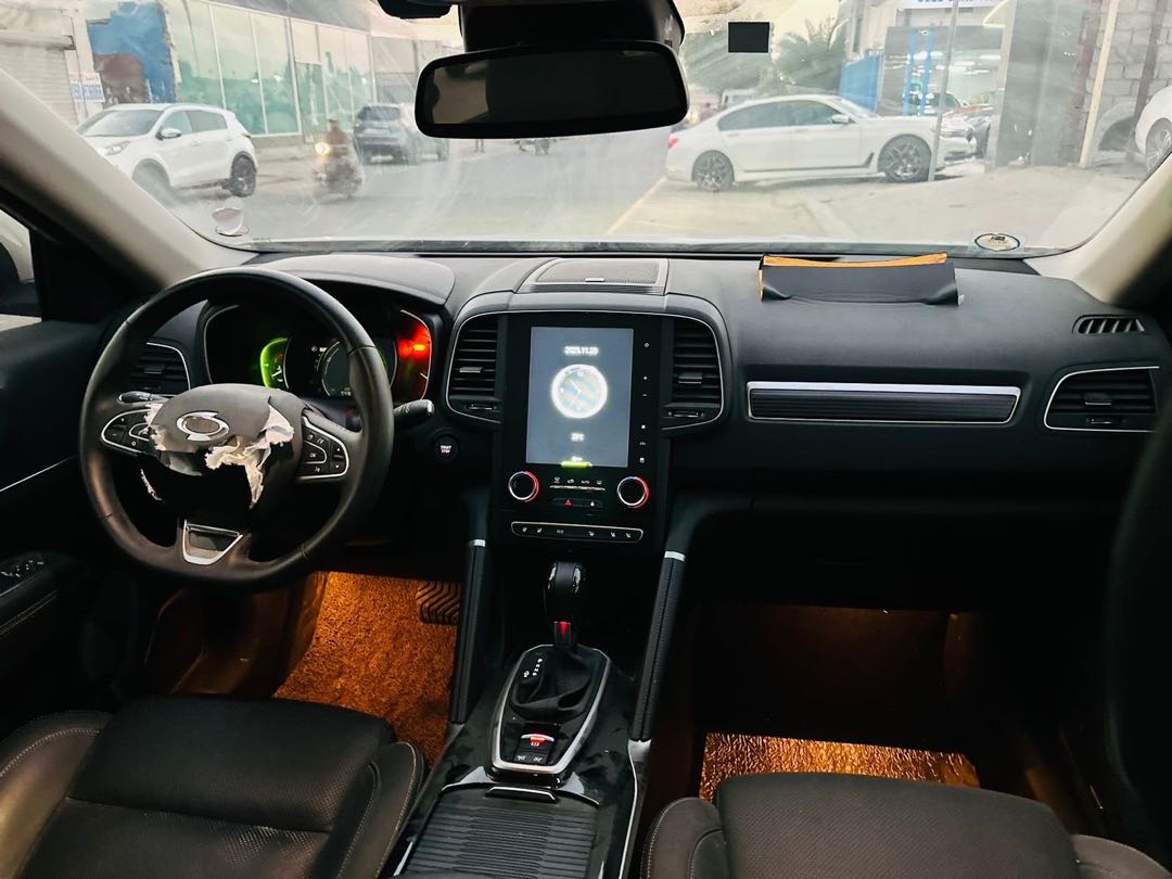 Car Image 2022 RENAULT KOLEOS