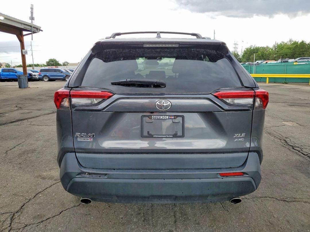 Car Image 2022 TOYOTA RAV4