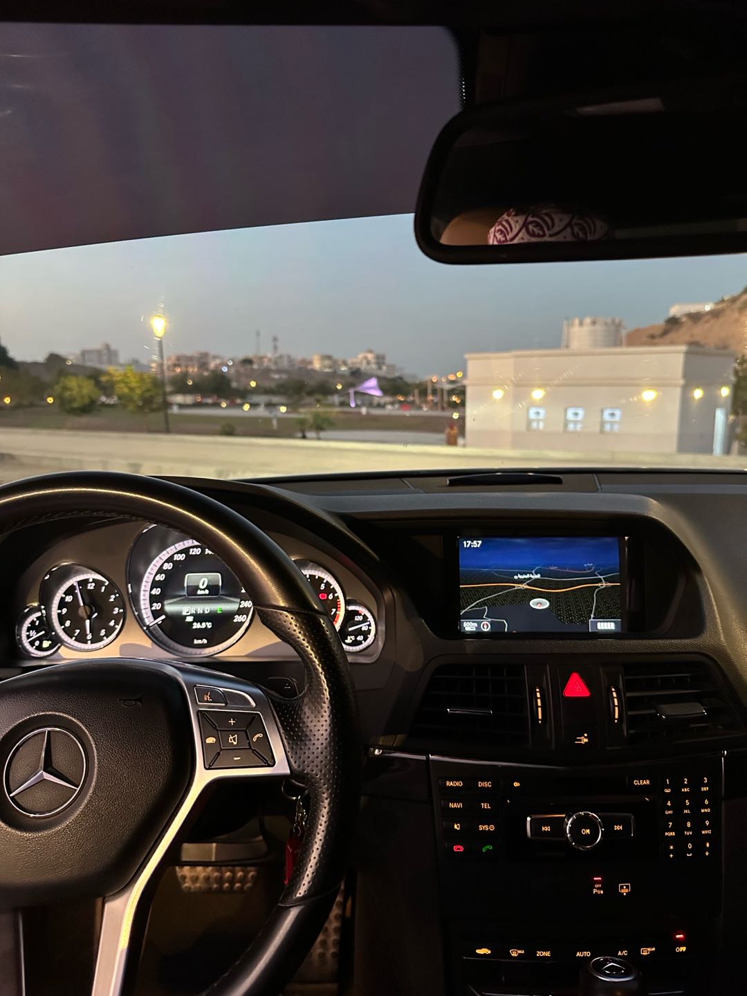 Car Image 2013 MERCEDES E Class 350