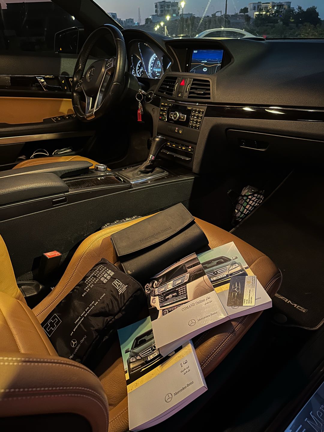 Car Image 2013 MERCEDES E Class 350