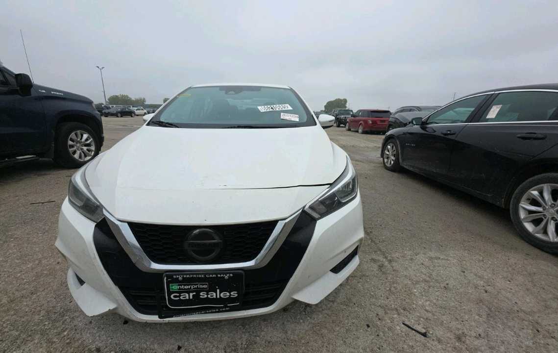 Car Image 2020 NISSAN VERSA