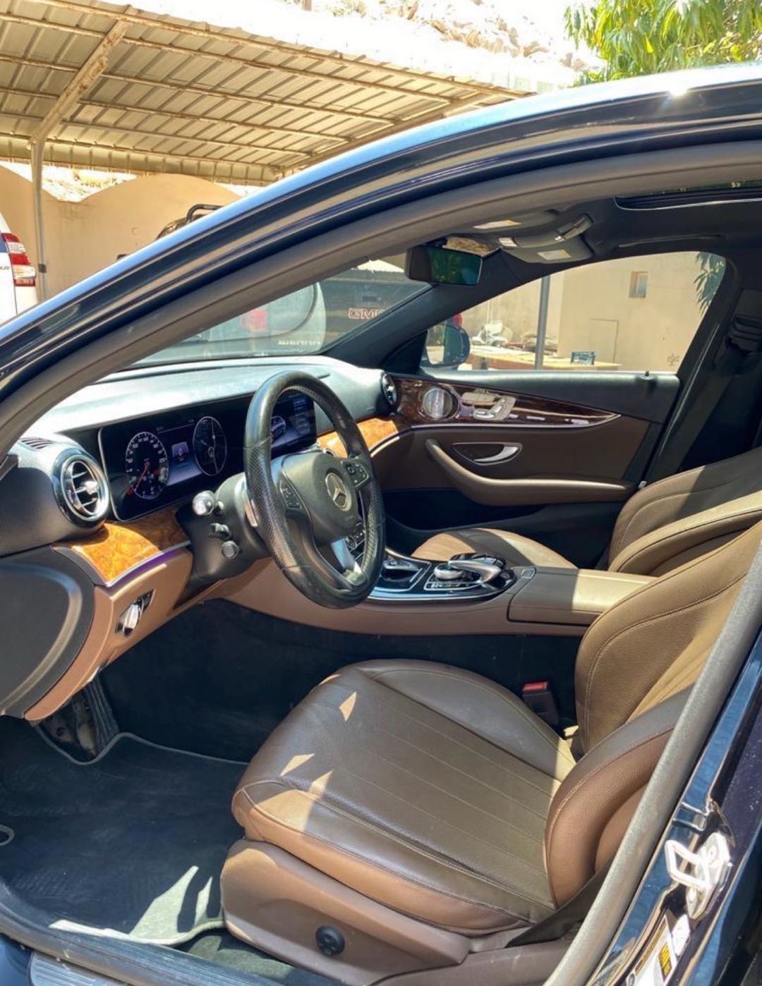 Car Image 2017 MERCEDES E Class 300