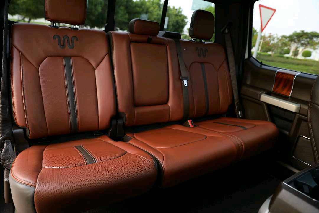 Car Image 2018 FORD F-150 Platinum