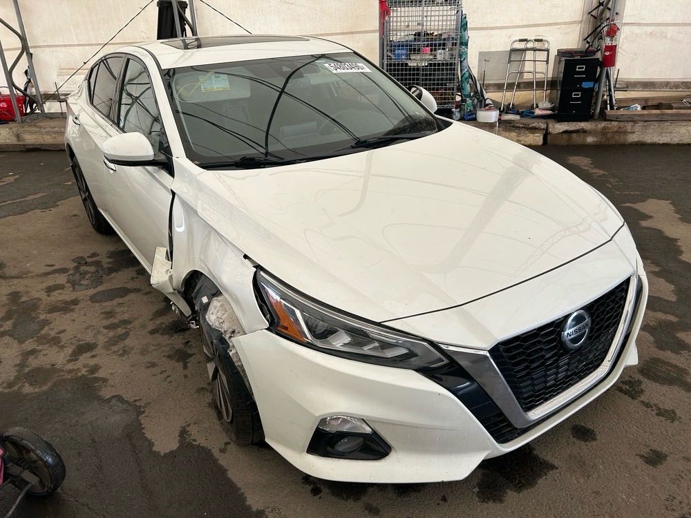 Car Image 2019 NISSAN ALTIMA