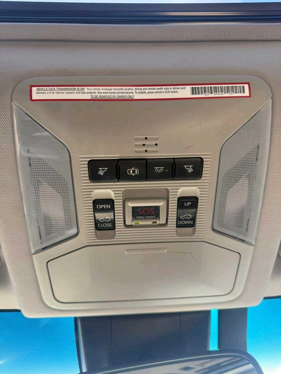 Car Image 2019 TOYOTA RAV4 PREMIUM