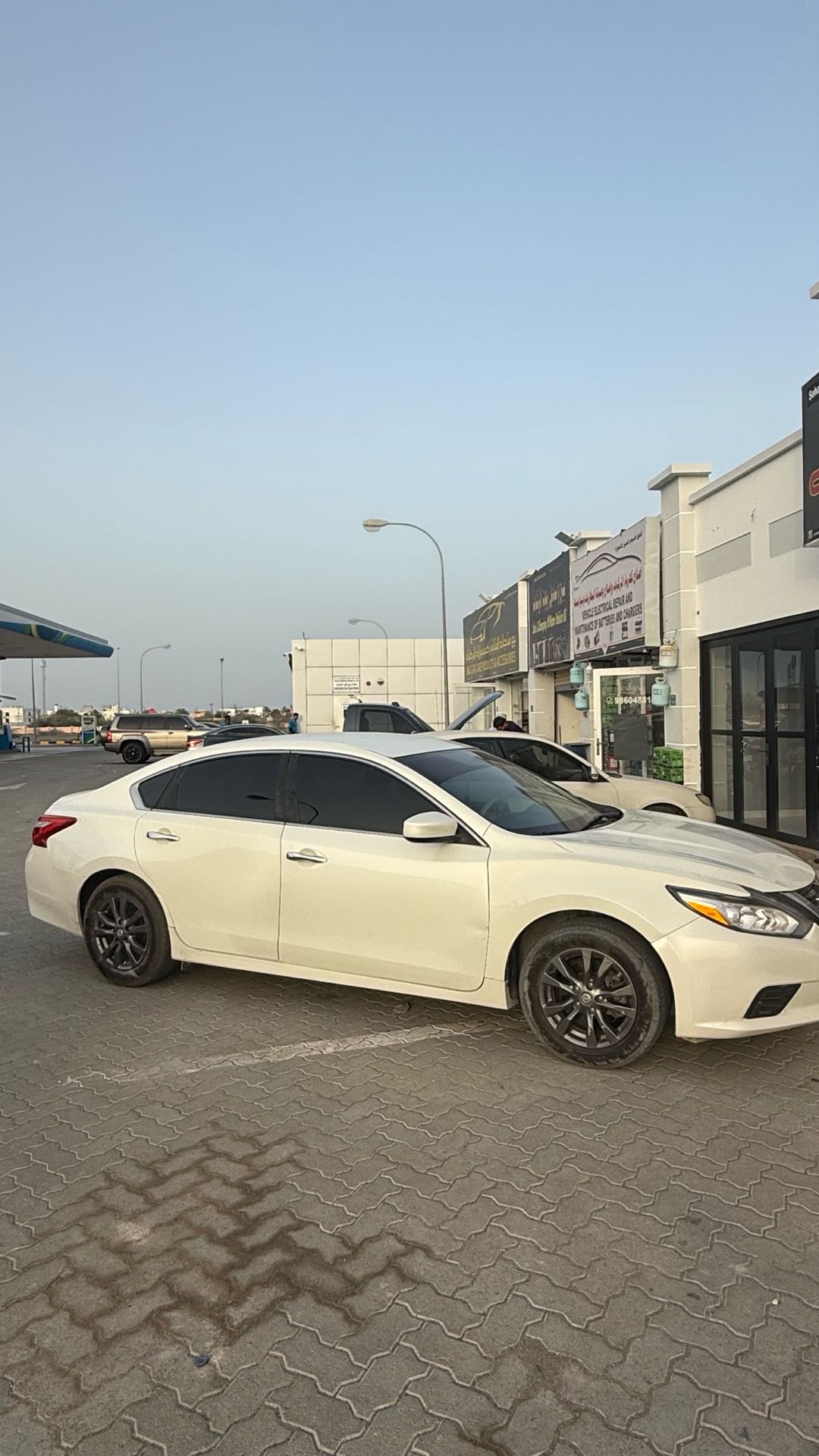 Car Image 2017 NISSAN ALTIMA S