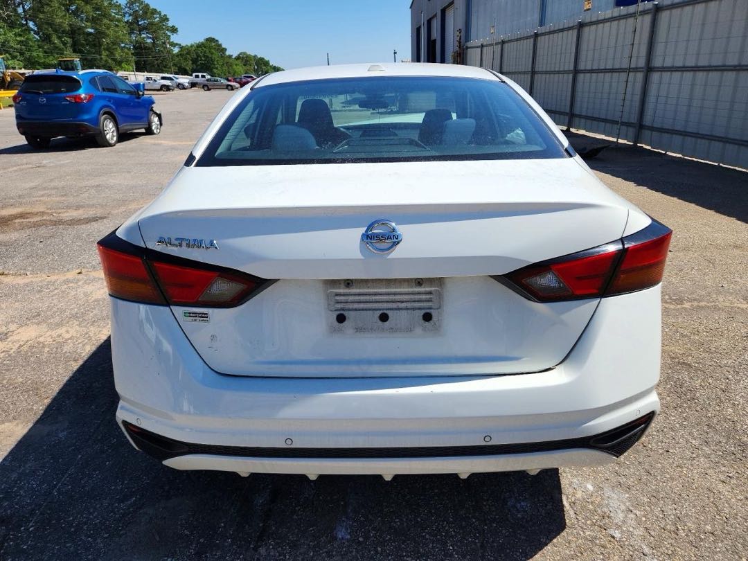 Car Image 2020 NISSAN ALTIMA