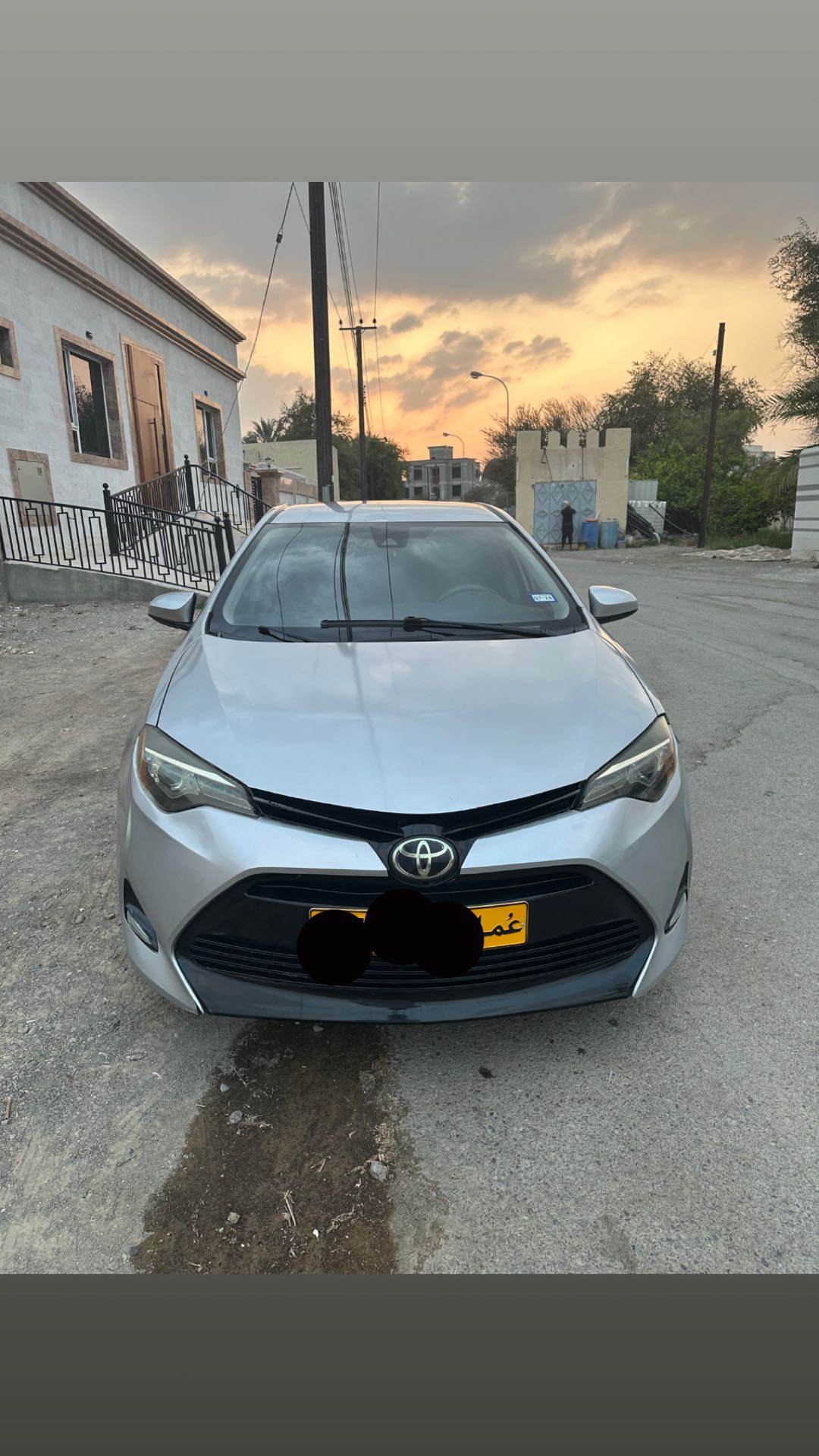 Car Image 2018 TOYOTA COROLLA LE