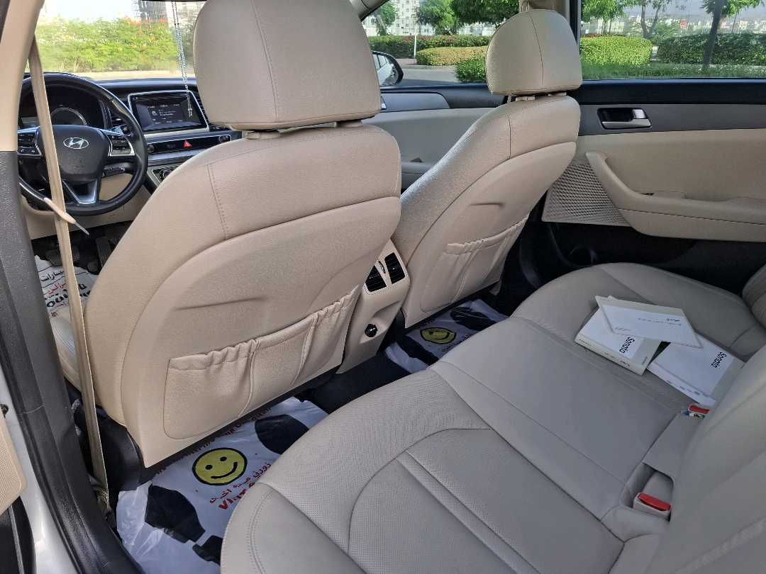 Car Image 2018 HYUNDAI SONATA LIMITED