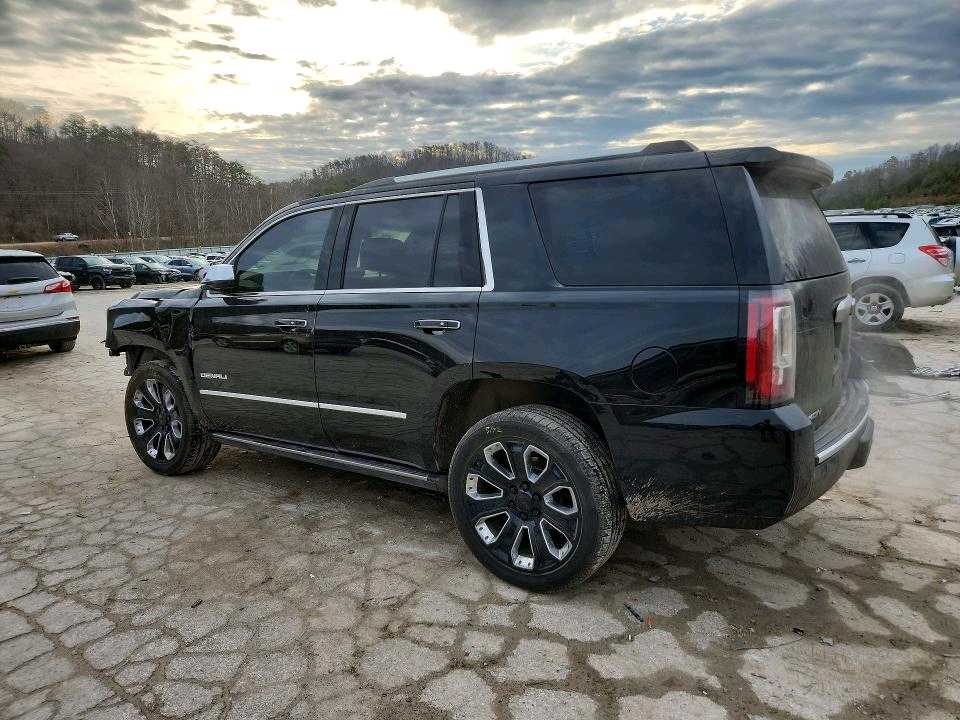 Car Image 2018 GMC YUKON