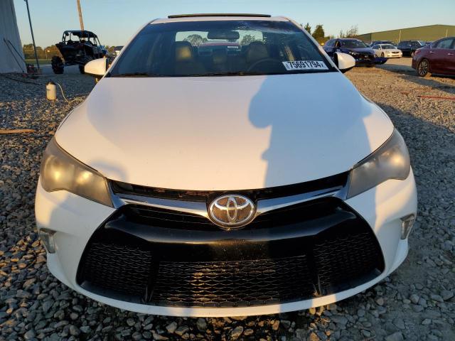 Car Image 2017 TOYOTA CAMRY