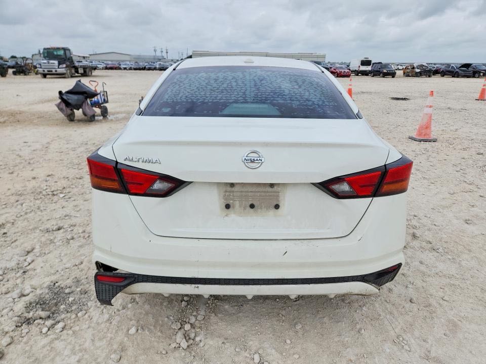 Car Image 2019 NISSAN ALTIMA